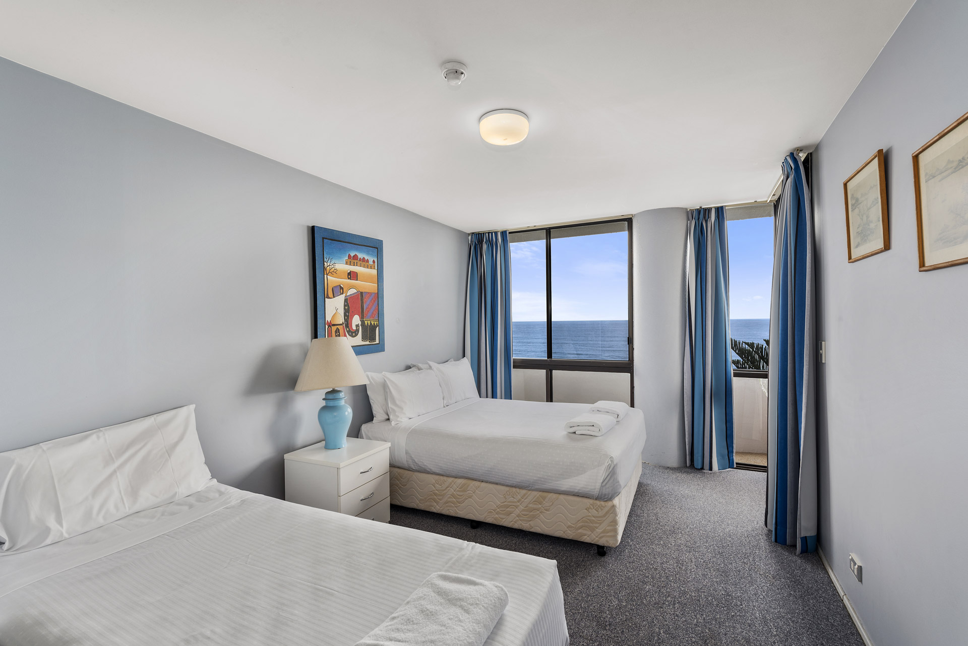 2-bedroom-premium-ocean-view-apartments-1203-05